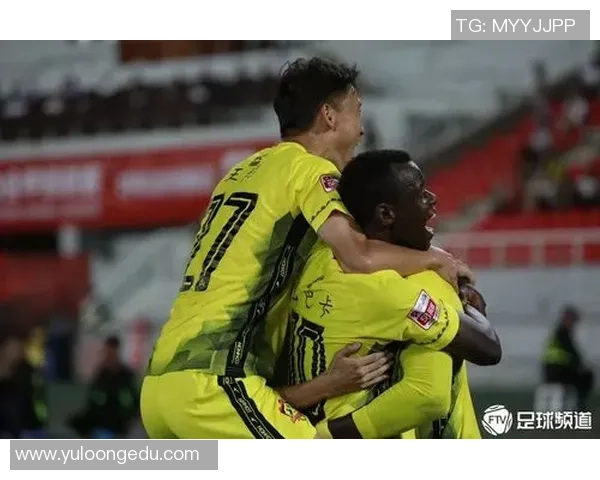 南京飞盘队在马拉松大满贯积分榜中以100分稳居第一名